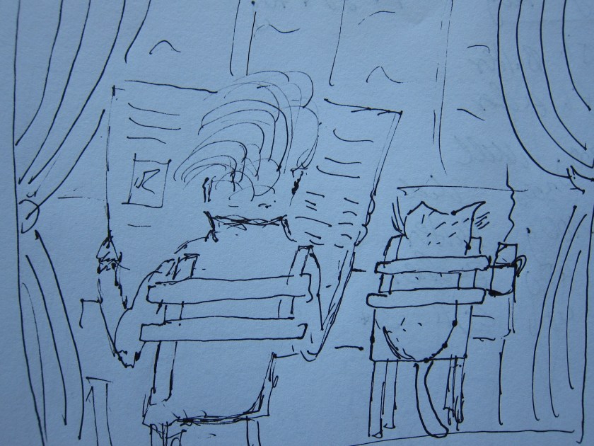 Eine skizzierte Szene von einer Person, die mit einer Zeitung sitzt, und einer Katze, die auf einem Stuhl neben ihr sitzt. Die Umgebung ist einfach mit Vorhängen im Hintergrund.